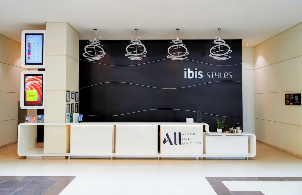 ibis Styles Dragon Mart Dubai — Restaurant & bars in Dubai