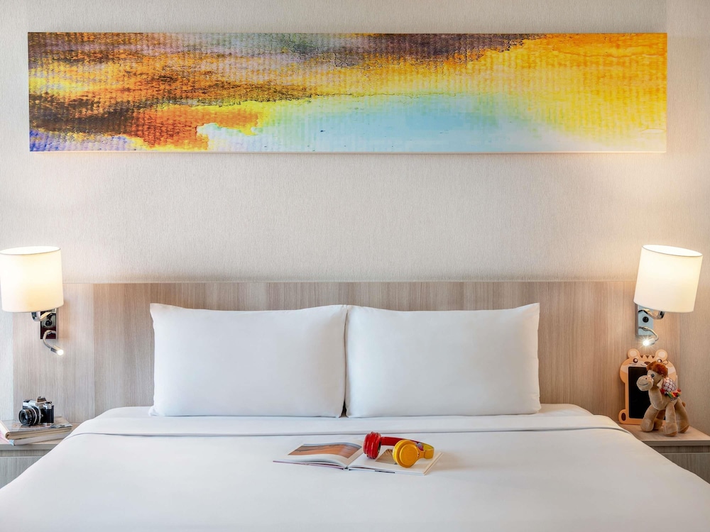 ibis Styles Dragon Mart Dubai — Hotel rooms in Dubai