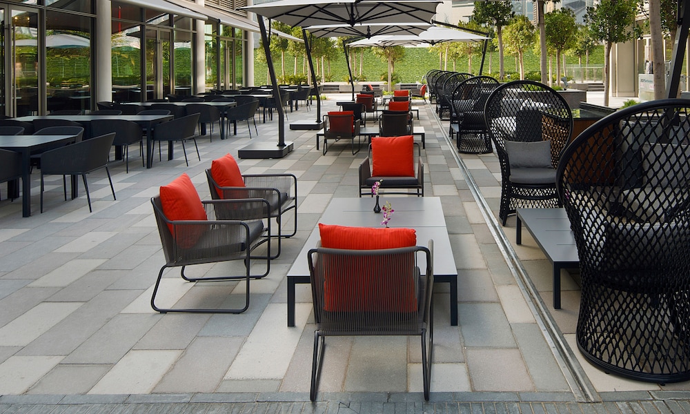 ibis One Central Hotel — Restaurant & bars in Dubai