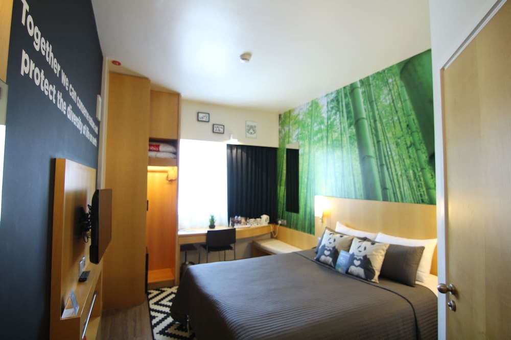 ibis One Central Hotel — Hotel rooms in Dubai