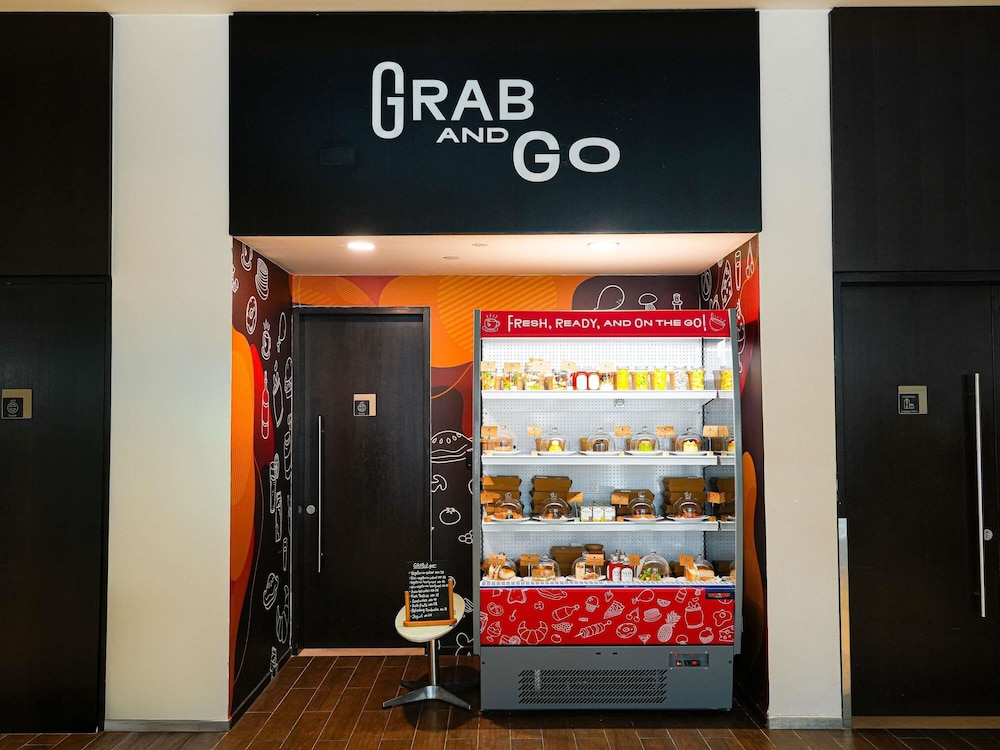 ibis One Central Hotel — Restaurant & bars in Dubai