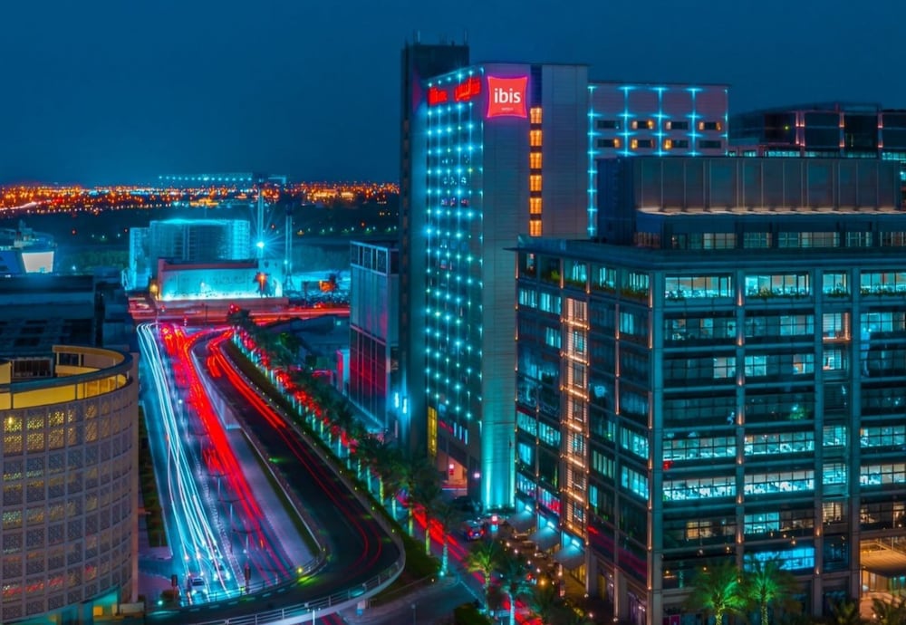 ibis One Central Hotel — Hotel building in Dubai