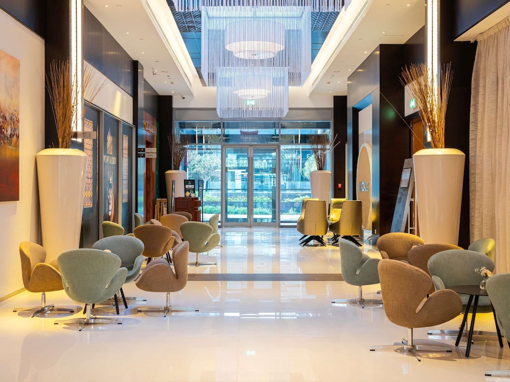 ibis One Central Hotel — Hotel building in Dubai