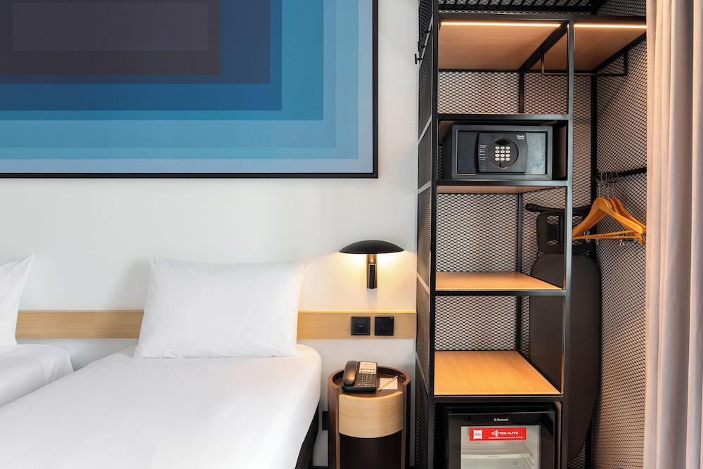 ibis One Central Hotel — Hotel rooms in Dubai