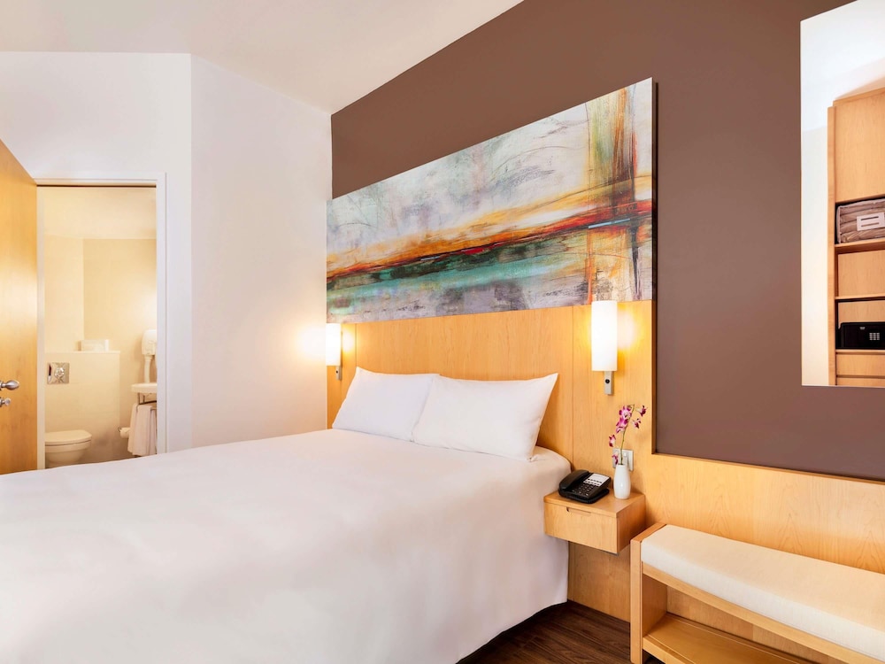 ibis One Central Hotel — Hotel rooms in Dubai