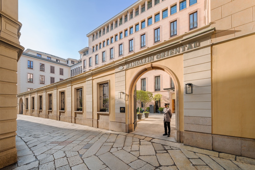 Mandarin Oriental, Milan — Hotel building in Milan, Lombardy