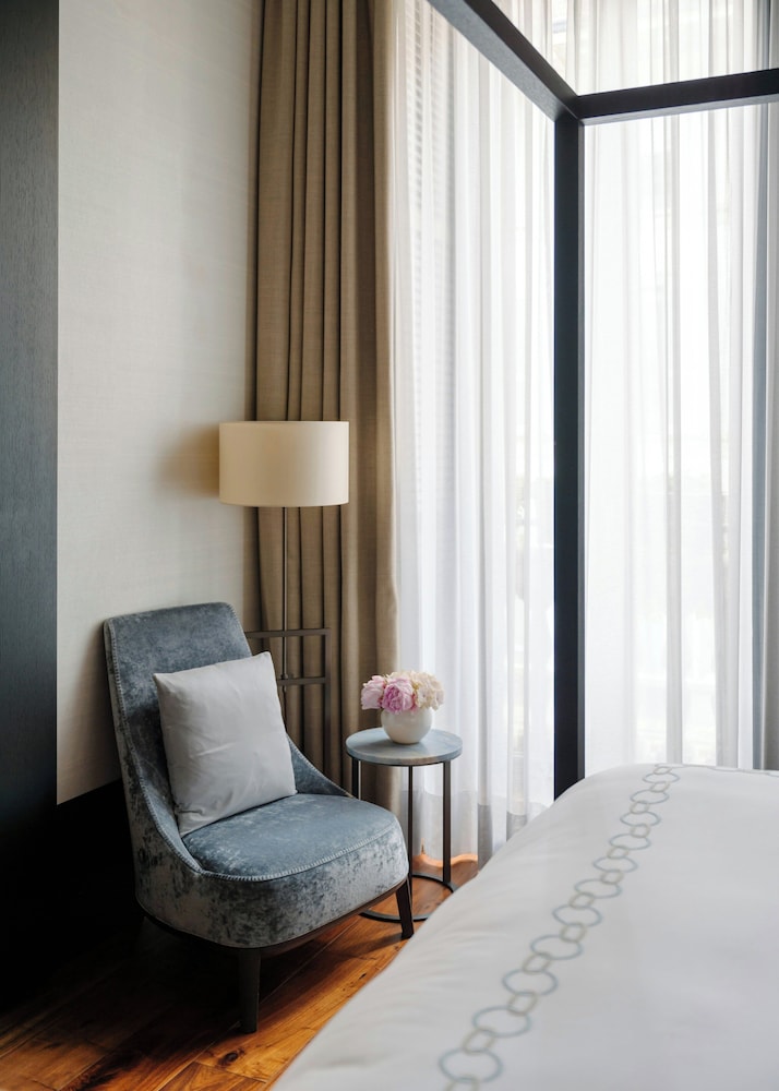 Mandarin Oriental, Milan — Hotel rooms in Milan, Lombardy