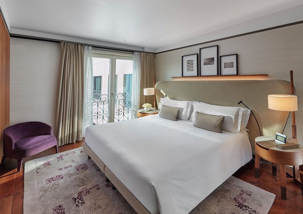 Mandarin Oriental, Milan — Hotel rooms in Milan, Lombardy