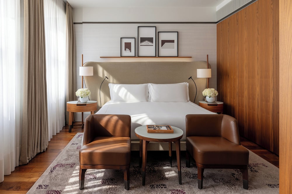 Mandarin Oriental, Milan — Hotel rooms in Milan, Lombardy