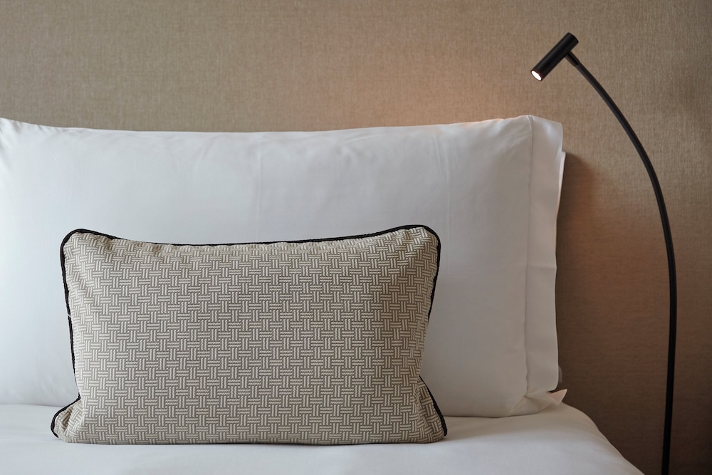 Mandarin Oriental, Milan — Hotel rooms in Milan, Lombardy