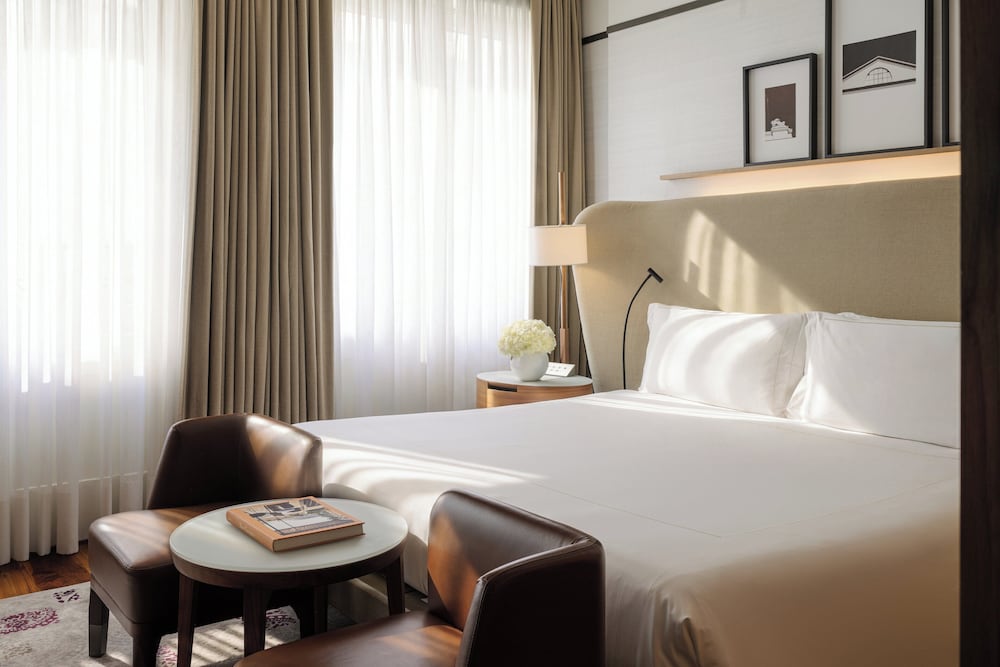 Mandarin Oriental, Milan — Hotel rooms in Milan, Lombardy
