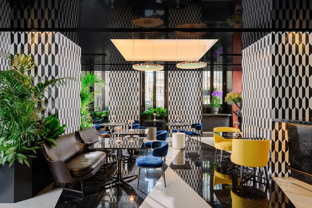 Mandarin Oriental, Milan — Restaurant & bars in Milan, Lombardy