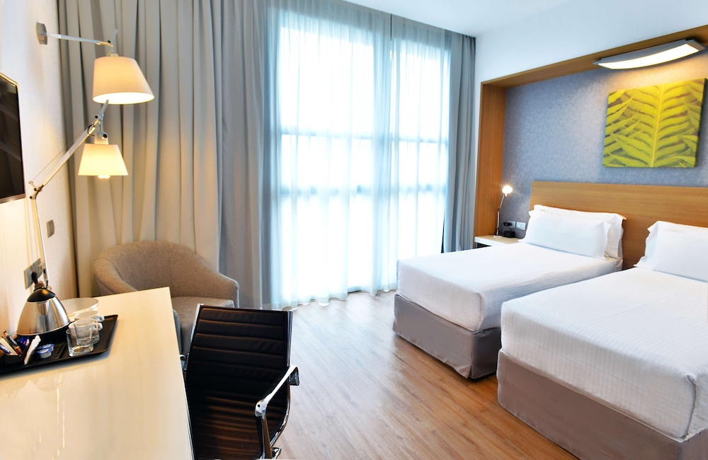 Hilton Garden Inn Milan North — Hotel rooms in Milan, Lombardy