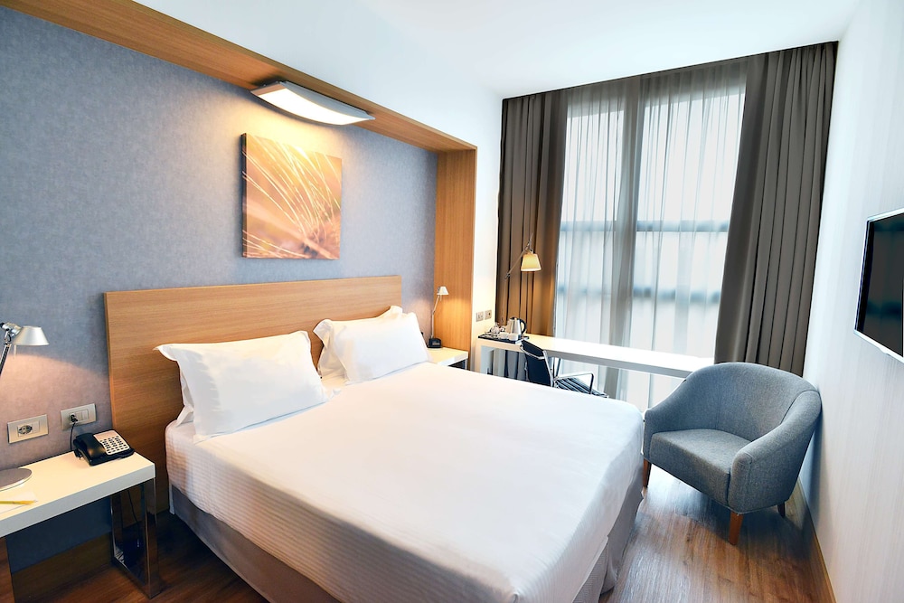 Hilton Garden Inn Milan North — Hotel rooms in Milan, Lombardy