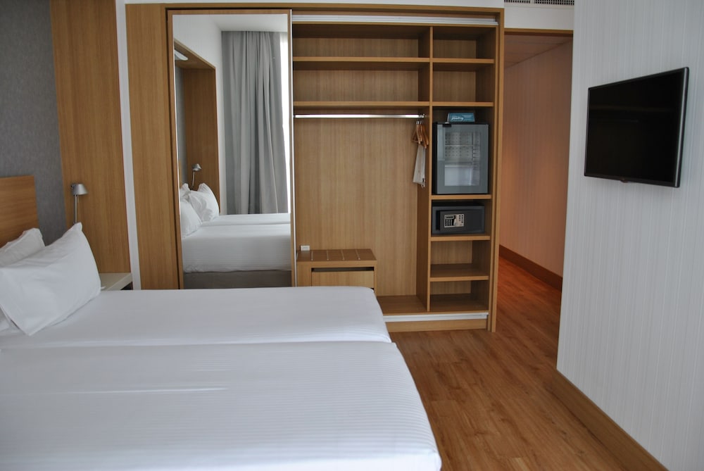 Hilton Garden Inn Milan North — Hotel rooms in Milan, Lombardy