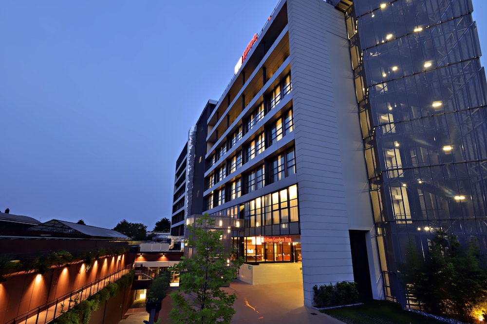 Hilton Garden Inn Milan North — Hotel building in Milan, Lombardy
