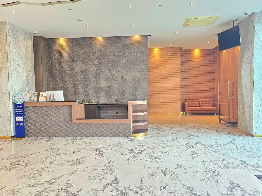 The Tj Hotel — Hotel building in Pattaya, Chonburi