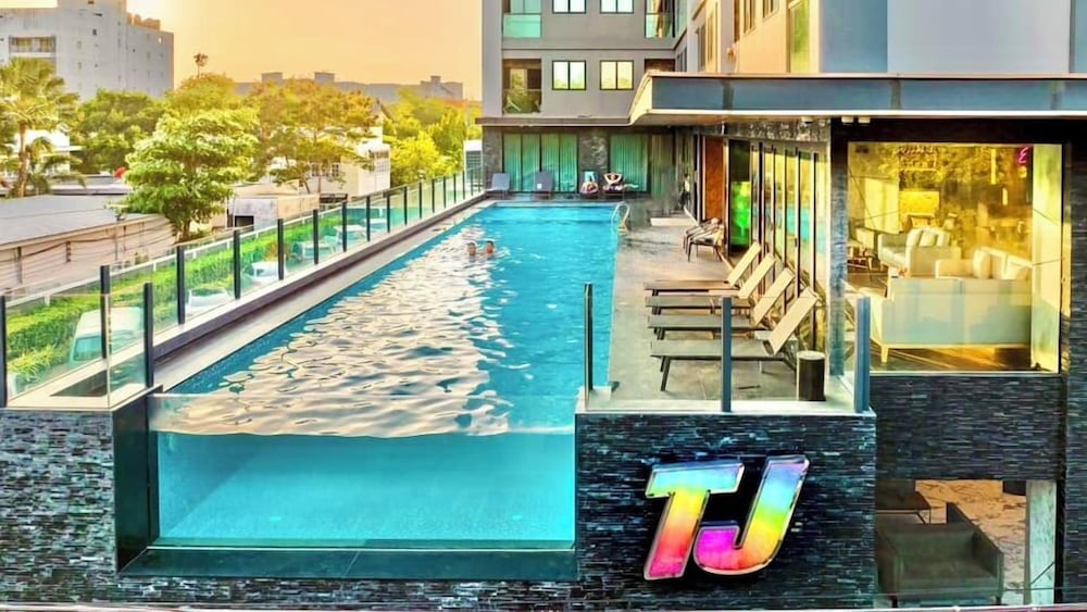 The Tj Hotel — Main photo in Pattaya, Chonburi