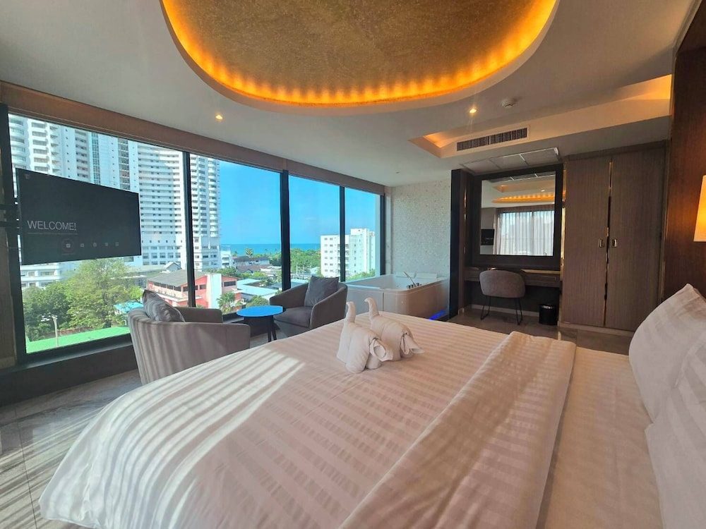 The Tj Hotel — Hotel rooms in Pattaya, Chonburi
