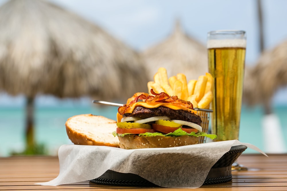 All Inclusive Holiday Inn Resort Aruba — Restaurant & bars in Noord, Aruba