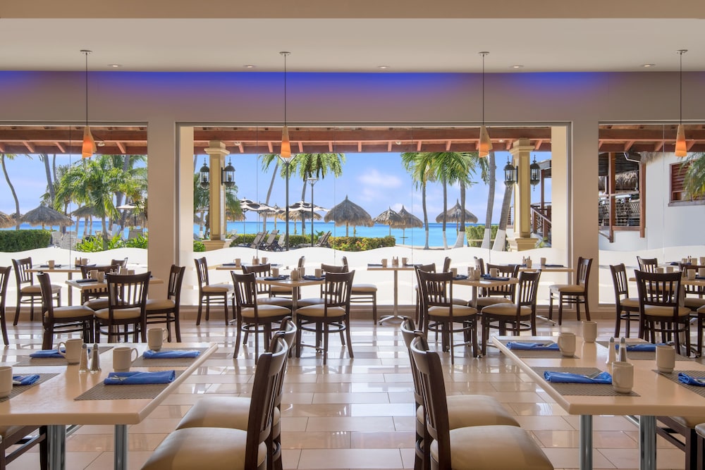 All Inclusive Holiday Inn Resort Aruba — Restaurant & bars in Noord, Aruba