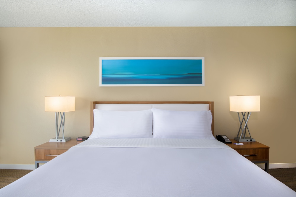 All Inclusive Holiday Inn Resort Aruba — Hotel rooms in Noord, Aruba