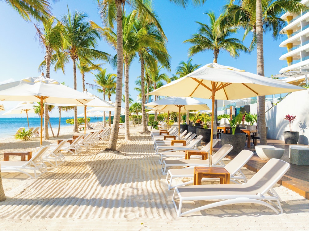 Hotel Mousai Cancun Ocean Front Adults Only — Beach in Playa Mujeres, Quintana Roo
