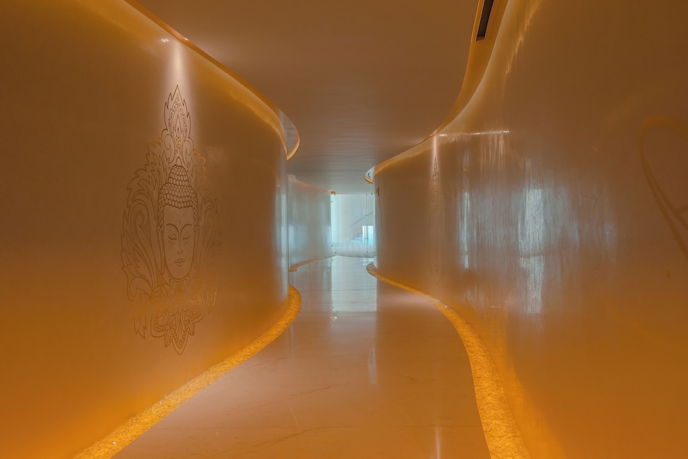 Hotel Mousai Cancun Ocean Front Adults Only — Hotel building in Playa Mujeres, Quintana Roo