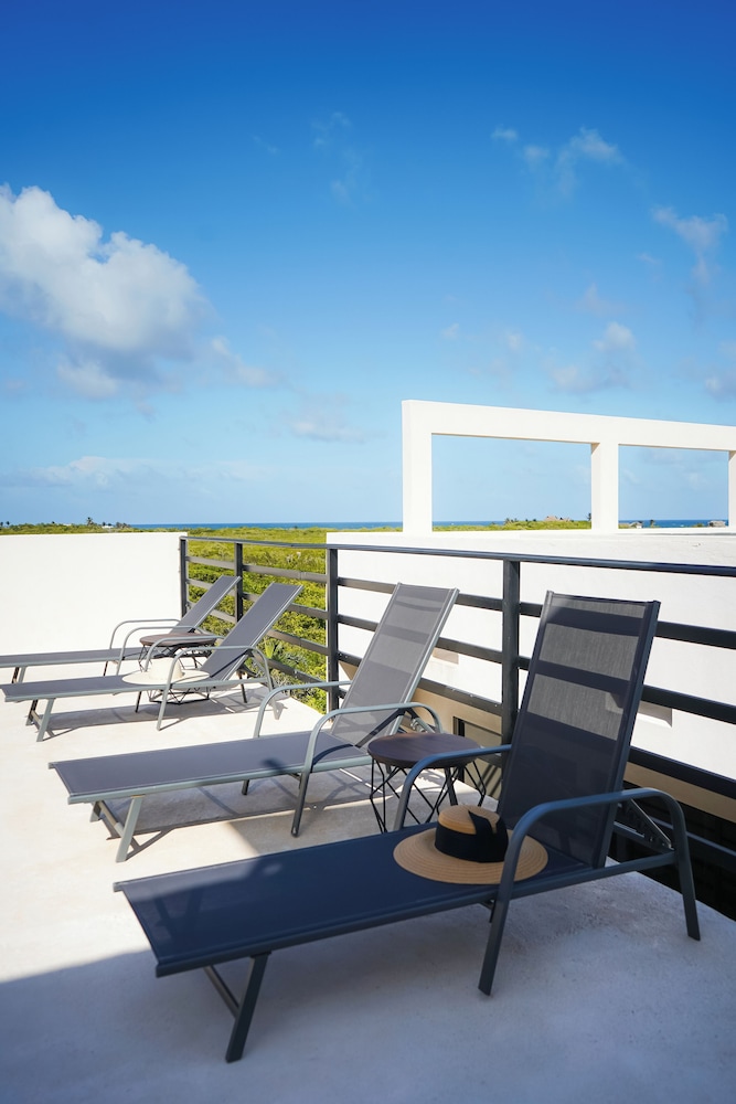 Otonomus Tulum — Hotel building in Tulum, Quintana Roo