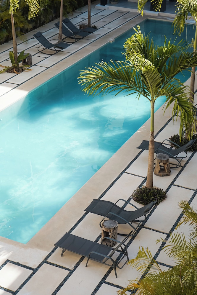 Otonomus Tulum — Swimming pool in Tulum, Quintana Roo