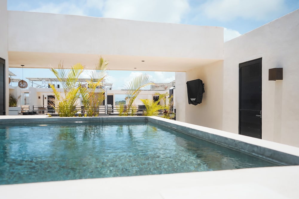Otonomus Tulum — Swimming pool in Tulum, Quintana Roo