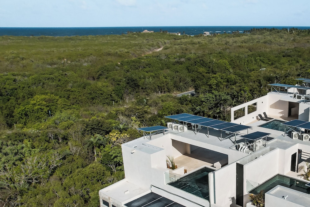 Otonomus Tulum — Hotel building in Tulum, Quintana Roo