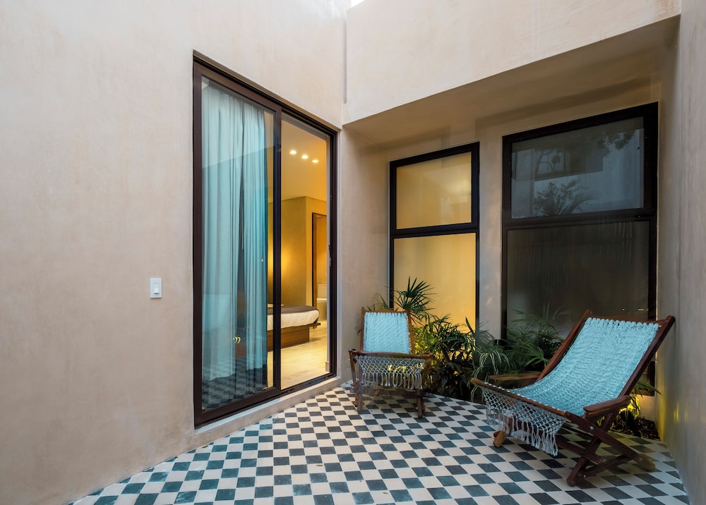 Collection O Faisano Boutique Hotel, Spa, Transportation, Rentals & Tours, Tulum — Hotel building in Tulum, Quintana Roo