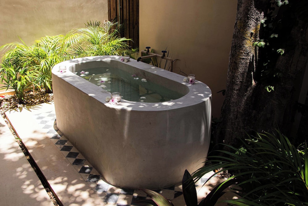 Collection O Faisano Boutique Hotel, Spa, Transportation, Rentals & Tours, Tulum — Spa in Tulum, Quintana Roo