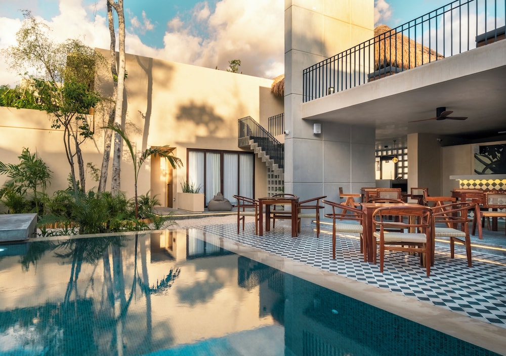 Collection O Faisano Boutique Hotel, Spa, Transportation, Rentals & Tours, Tulum — Swimming pool in Tulum, Quintana Roo