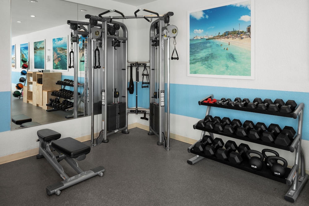 Courtyard by Marriott Nassau Downtown/Junkanoo Beach — Sports & recreation in Nassau, New Providence