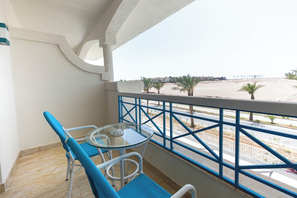 Flow Spectrum Resort Sahl Hasheesh — Hotel rooms in Sahl Hasheesh, Red Sea