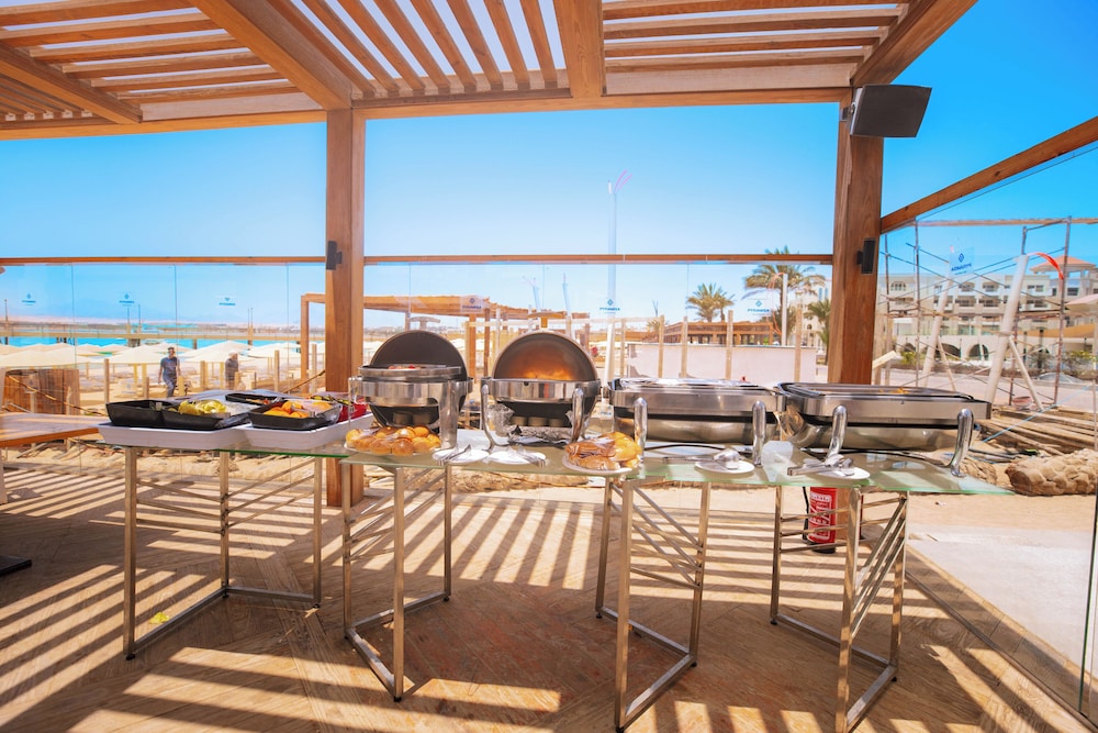 Flow Spectrum Resort Sahl Hasheesh — Restaurant & bars in Sahl Hasheesh, Red Sea