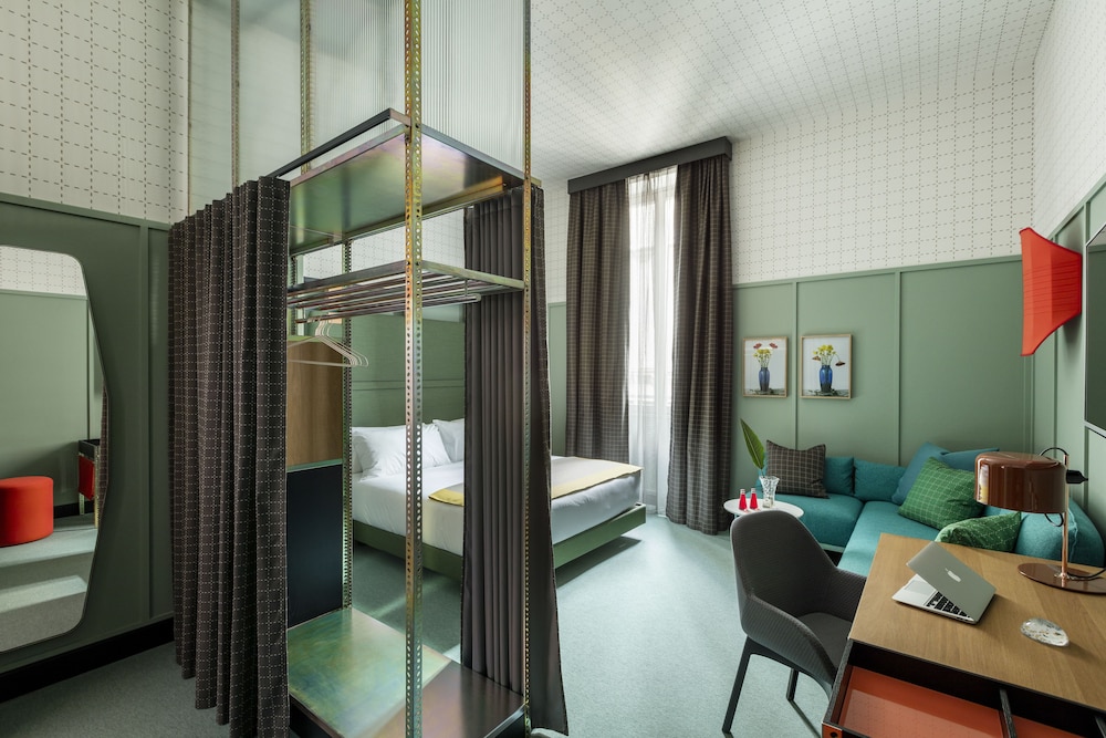 Room Mate Collection Giulia, Milan — Hotel rooms in Milan, Lombardy