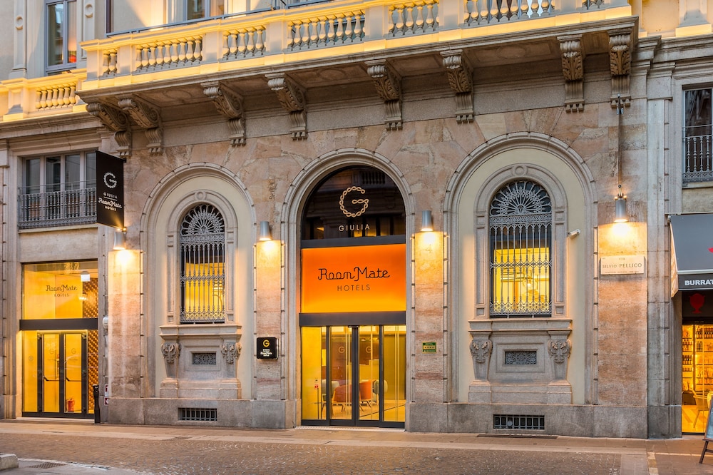 Room Mate Collection Giulia, Milan — Hotel building in Milan, Lombardy