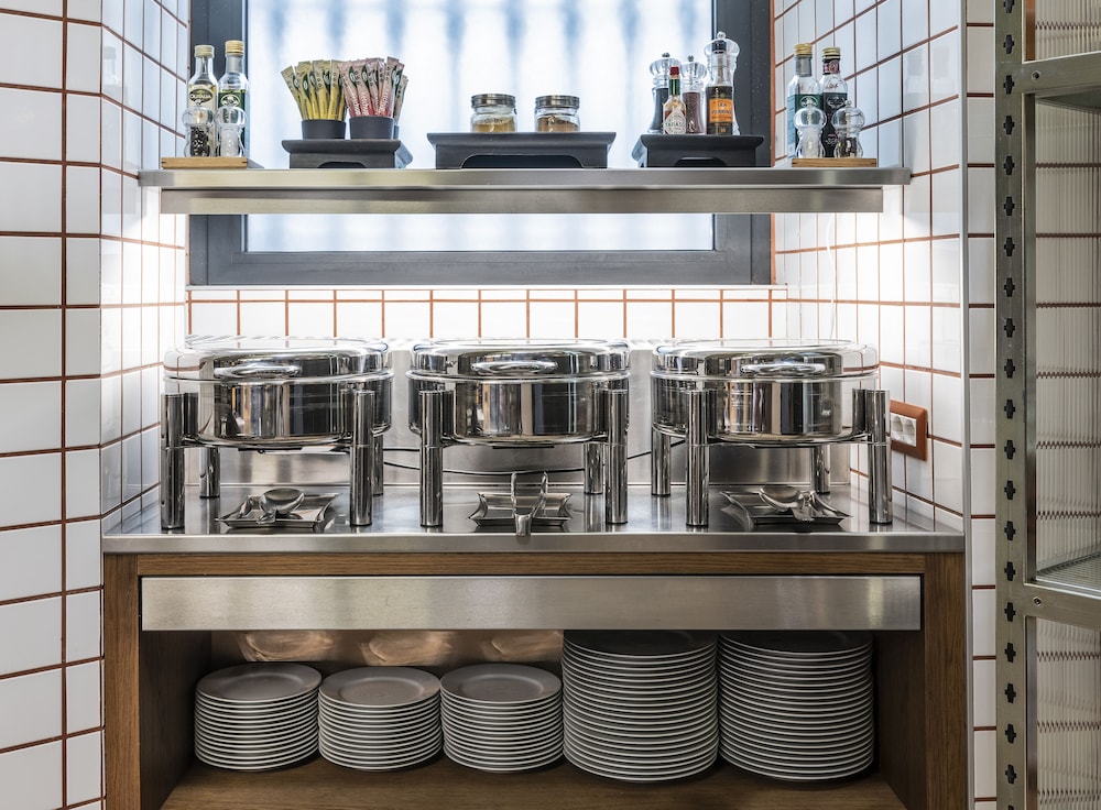 Room Mate Collection Giulia, Milan — Restaurant & bars in Milan, Lombardy