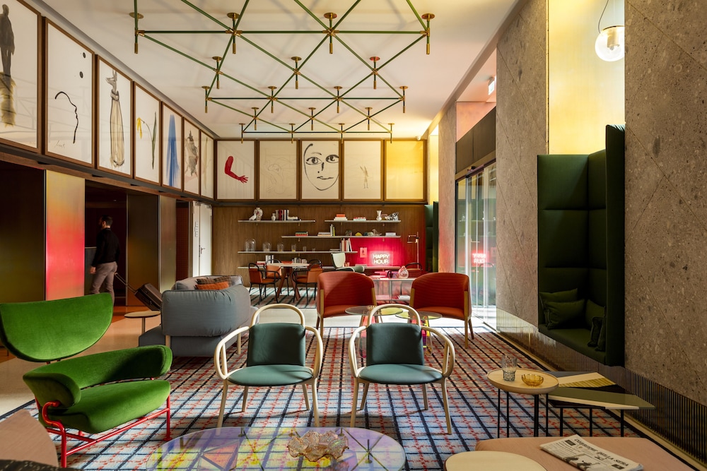 Room Mate Collection Giulia, Milan — Restaurant & bars in Milan, Lombardy