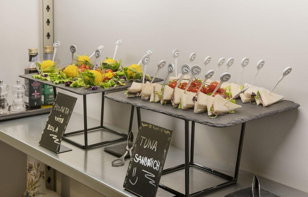 Room Mate Collection Giulia, Milan — Restaurant & bars in Milan, Lombardy