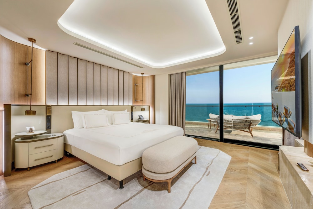 Regnum The Crown - All inclusive — Hotel rooms in Belek