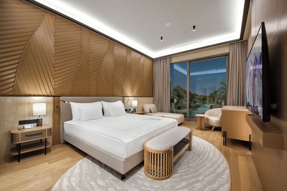 Regnum The Crown - All inclusive — Hotel rooms in Belek