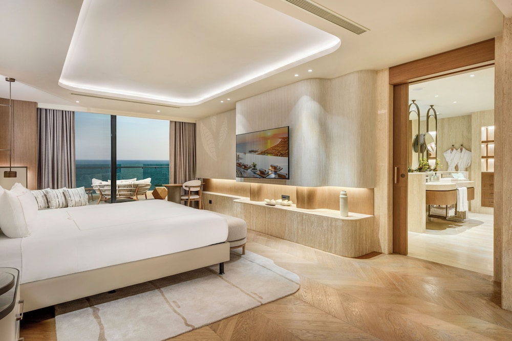 Regnum The Crown - All inclusive — Hotel rooms in Belek
