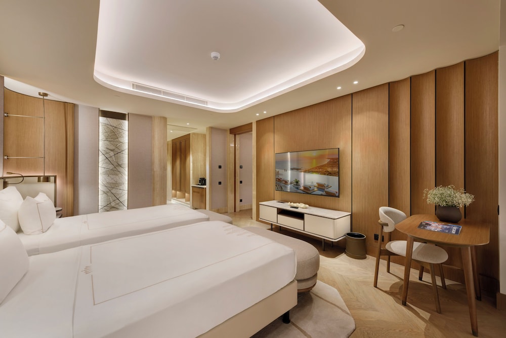 Regnum The Crown - All inclusive — Hotel rooms in Belek