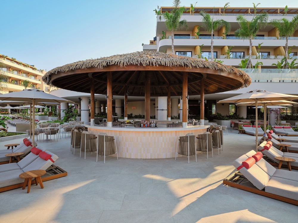 XO Cape Arnna Fethiye — Restaurant & bars in Fethiye, Mugla