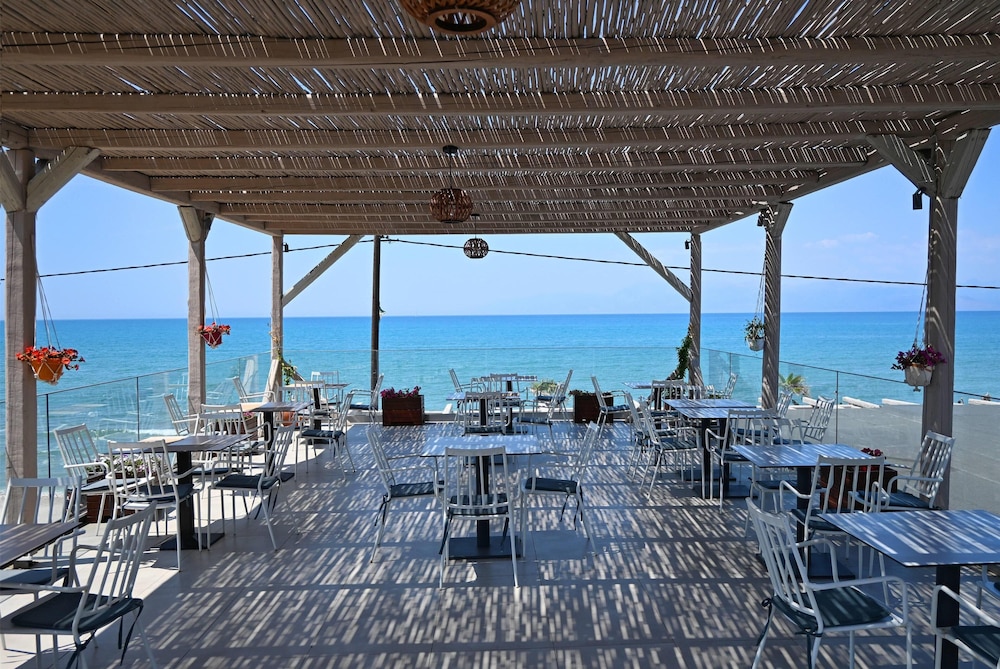 Wyndham Corfu Acharavi — Restaurant & bars in Acharavi, Ionian Islands