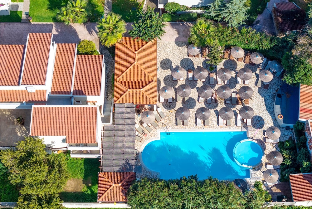 Wyndham Corfu Acharavi — Swimming pool in Acharavi, Ionian Islands